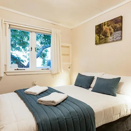 Dream View Waterfront Paihia Villa Exterior photo